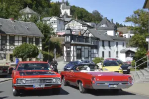 Die Oldtimerralley 2016 führt auch durch Schwarzburg